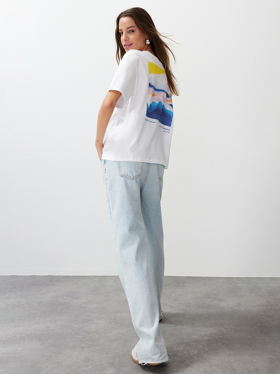 

Trendyol Graphic Printed Drop-Shoulder Sleeves Pure Cotton T-shirt, White