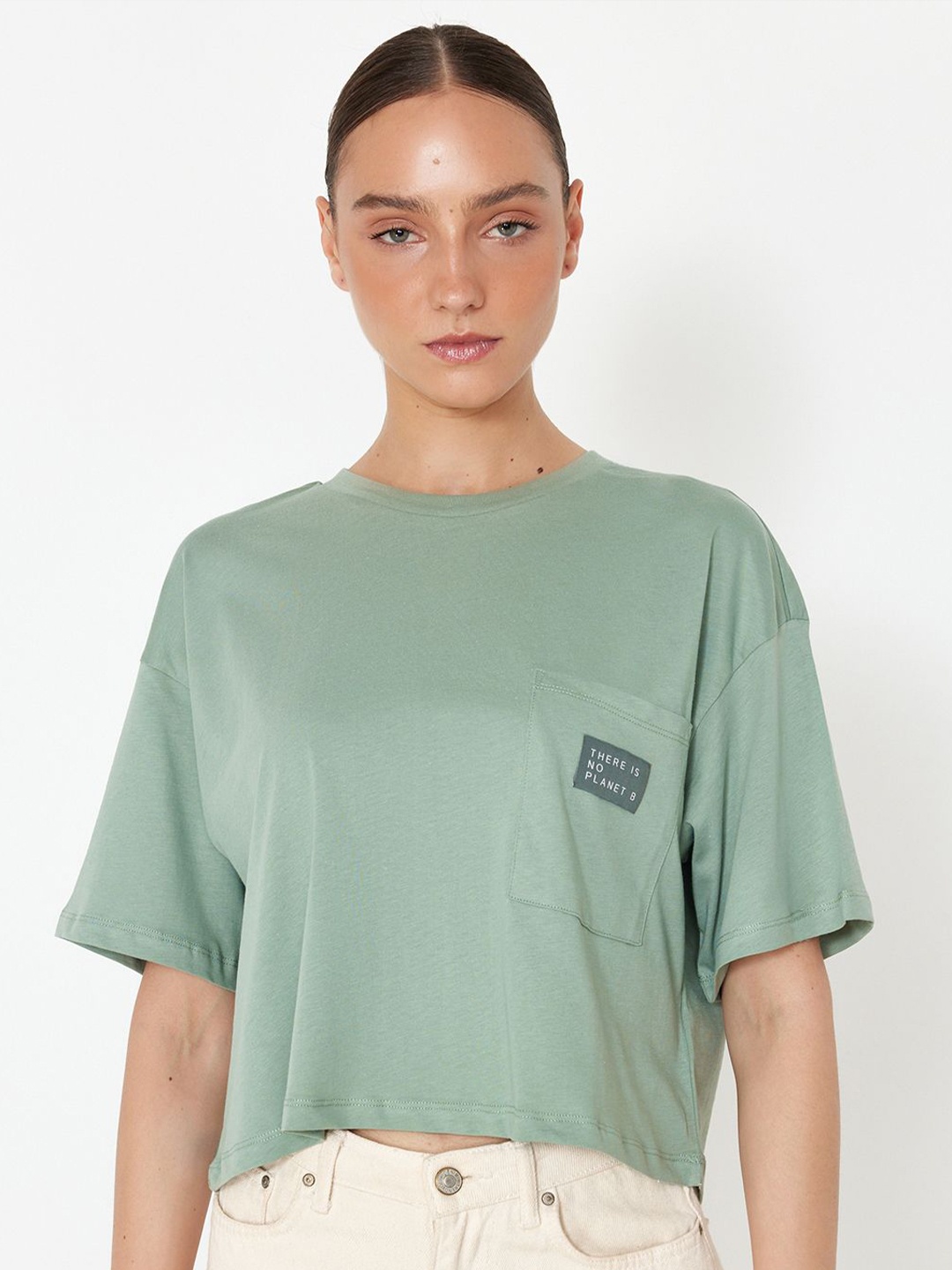 

Trendyol Typography Printed Extended Sleeves Cotton Regular T-shirt, Green
