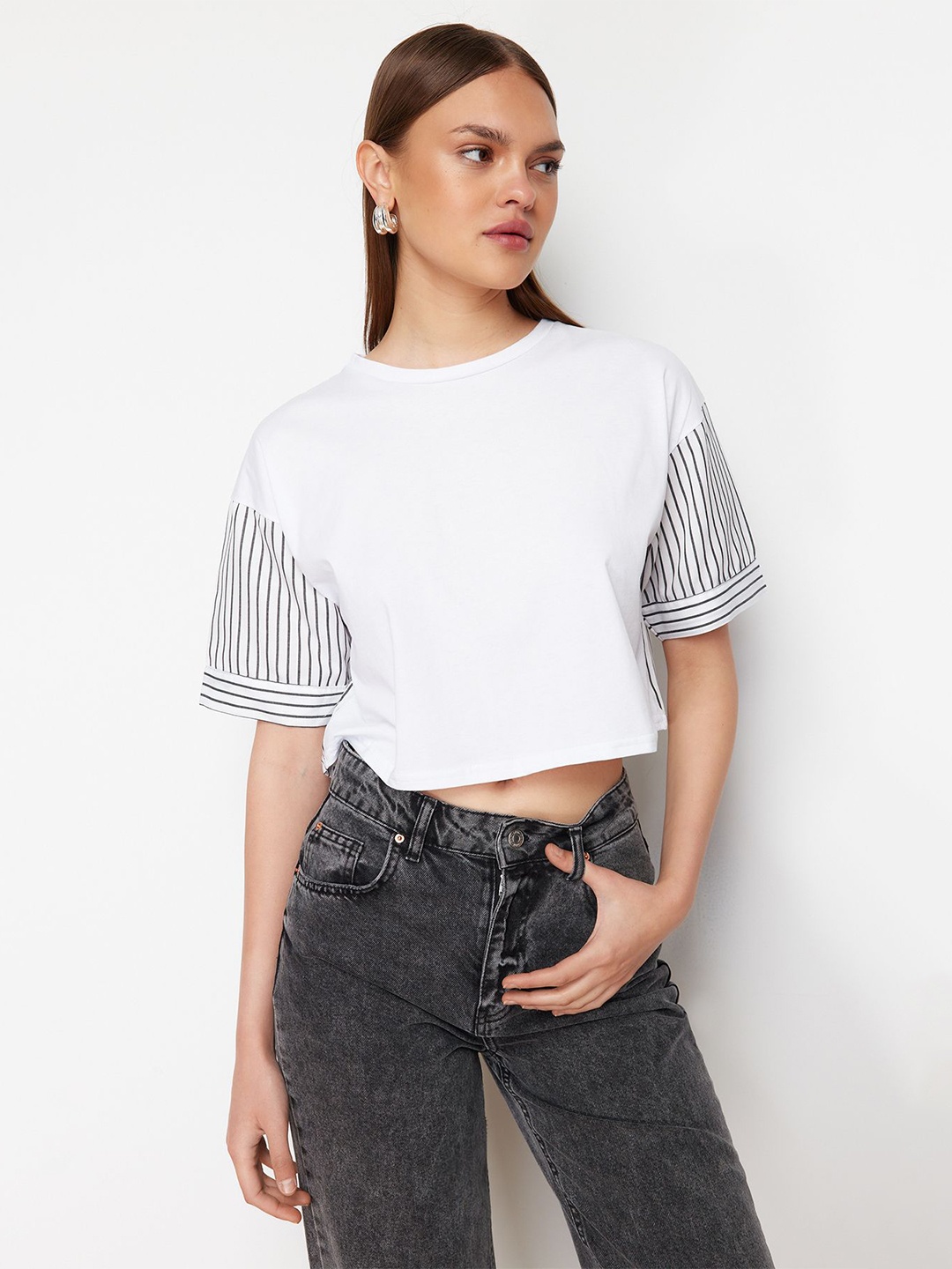 

Trendyol Striped Round Neck Cotton Crop T-shirt, White