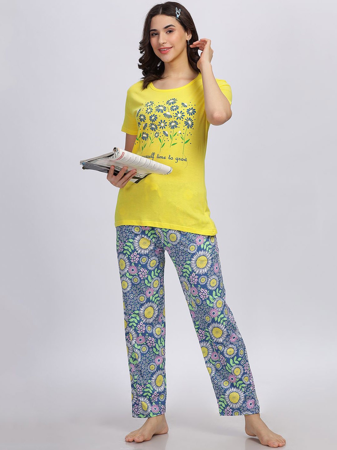 

Elzoh Floral Printed Night suit, Yellow