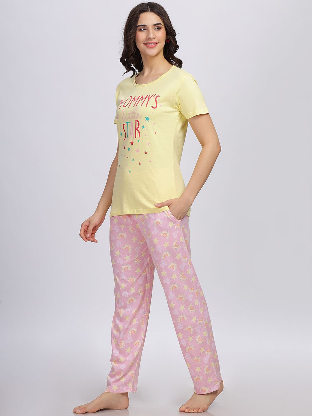 

Elzoh Typography Printed Night suit, Yellow