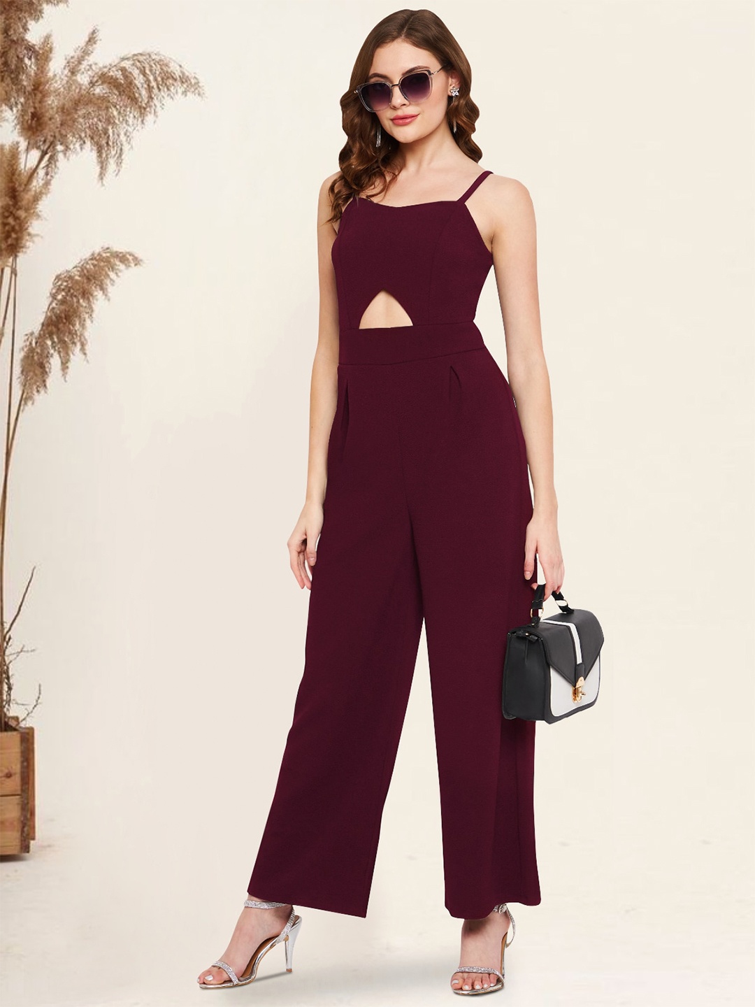 

Martini Shoulder Straps Cut Out Basic Jumpsuit, Burgundy