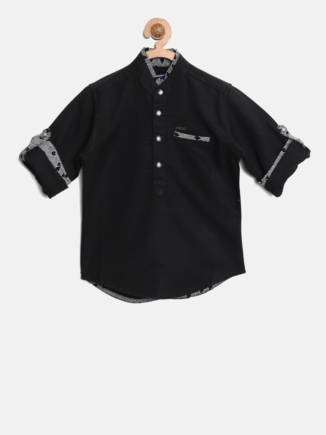 

Gini and Jony Boys Black Solid Casual Shirt