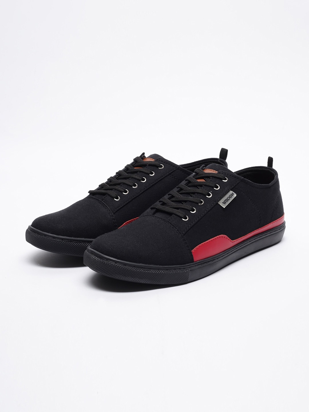 

WROGN Men Round Toe Comfort Insole Sneakers, Black