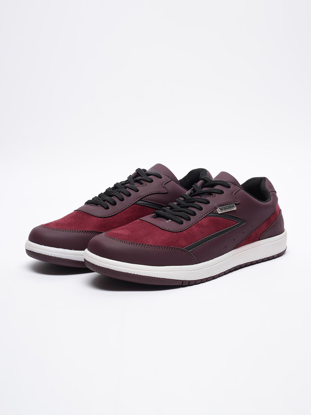 

WROGN Men Colourblocked Lace Up Sneakers, Red