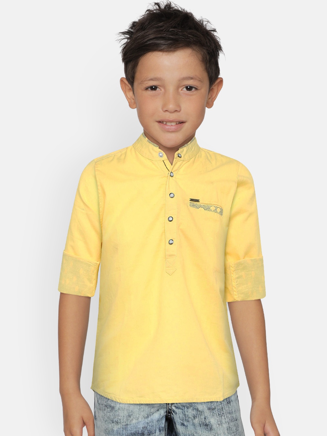 

Gini and Jony Boys Yellow Regular Fit Solid Casual Shirt