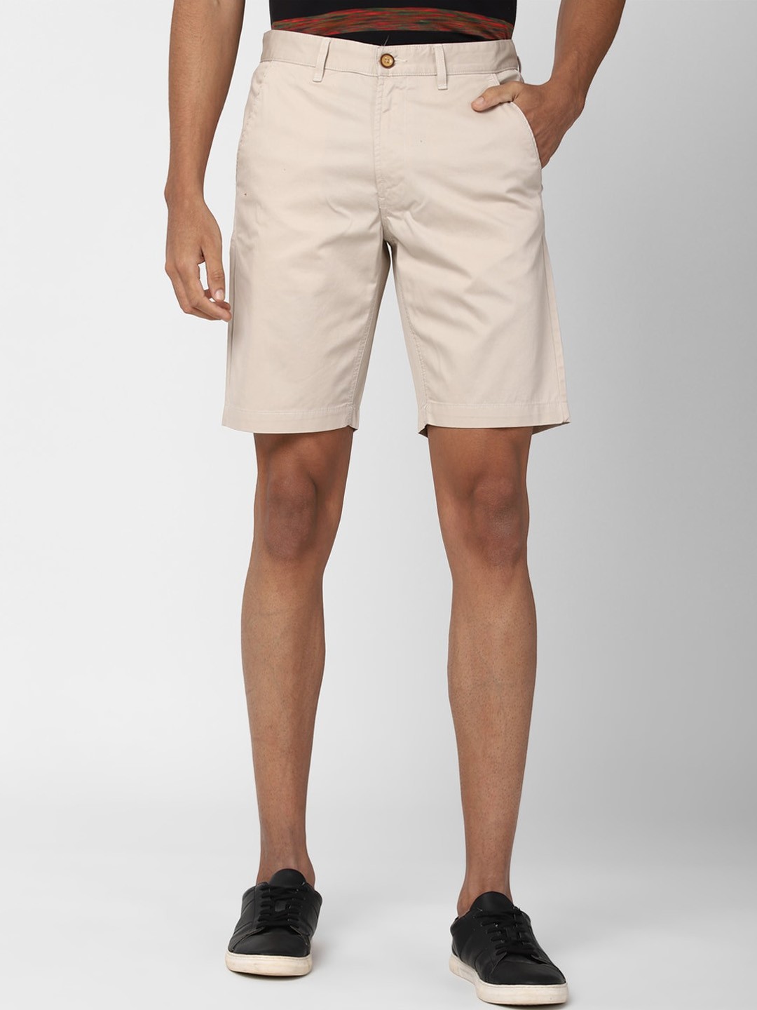 

PETER ENGLAND UNIVERSITY Men Mid-Rise Pure Cotton Shorts, Cream