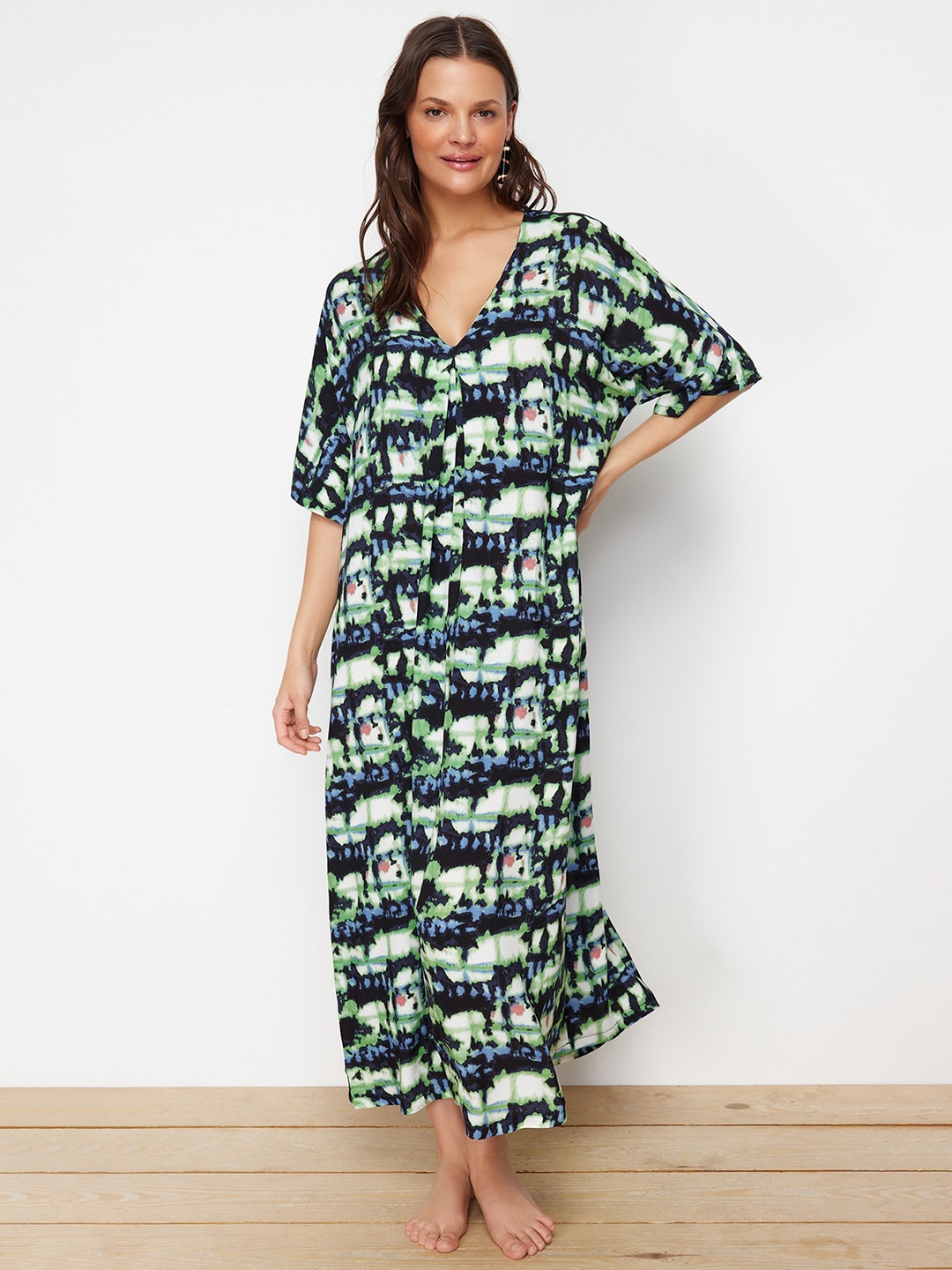 

Trendyol V Neck Extended Sleeves Abstract Print Maxi Dress, Green