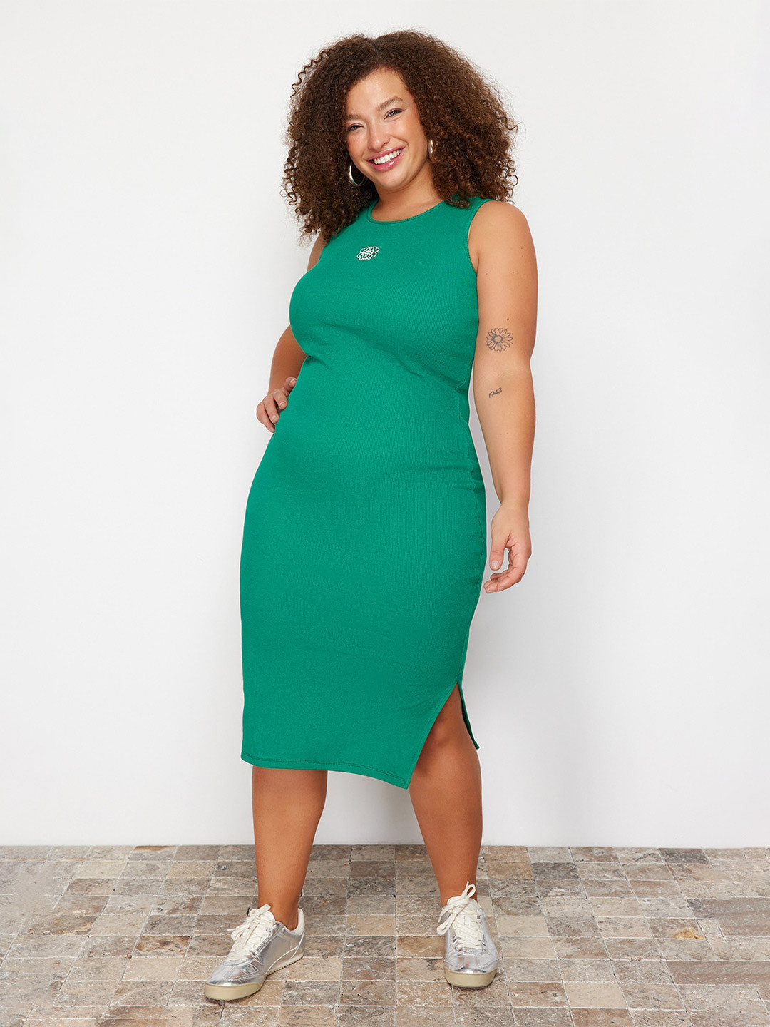 

Trendyol Plus Size Sleeveless Bodycon Midi Dress, Green