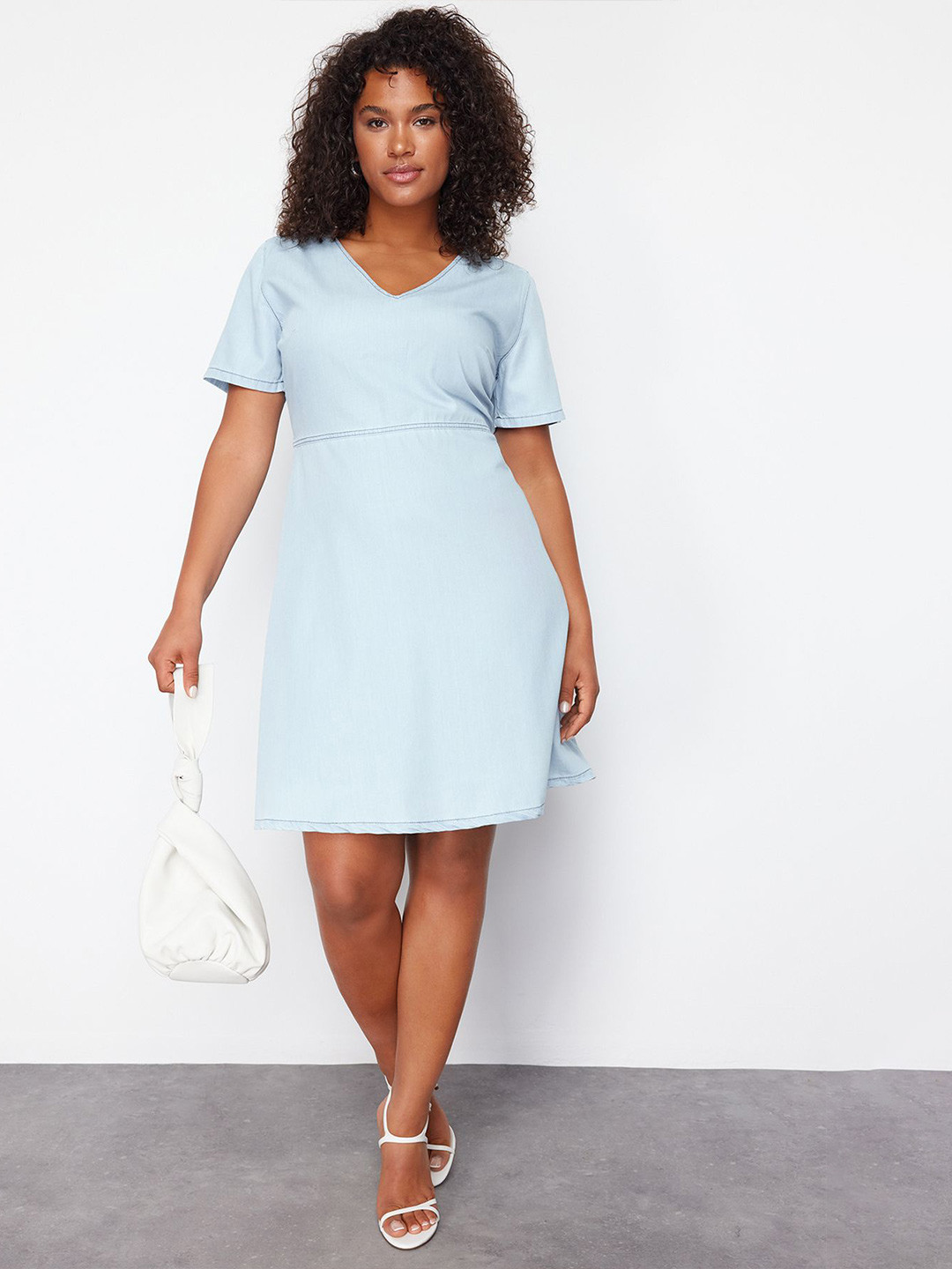 

Trendyol V-Neck Short Sleeves Cotton Fit & Flare Dress, Blue