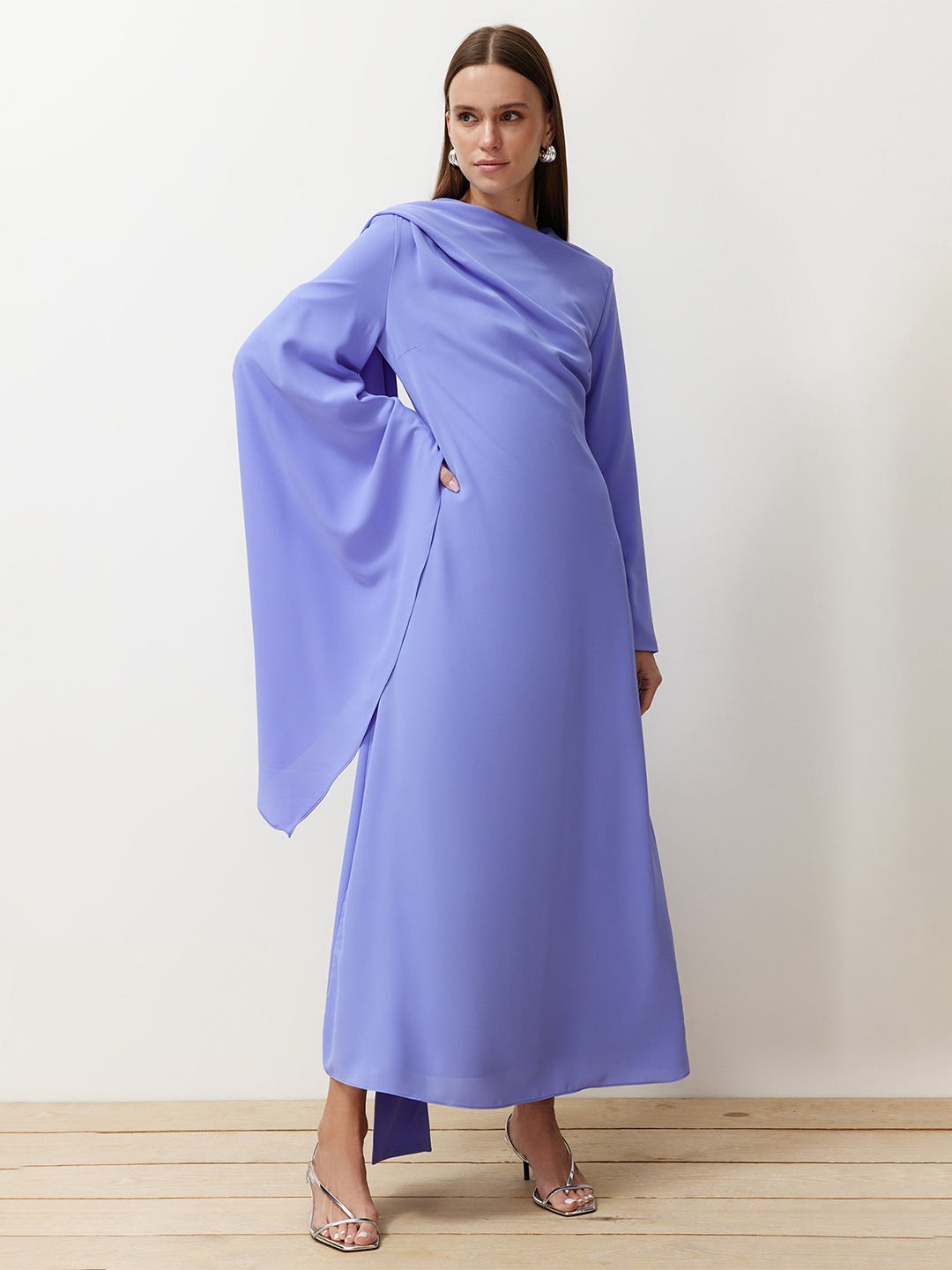 

Trendyol Boat Neck Flared Sleeve Maxi Dress, Blue