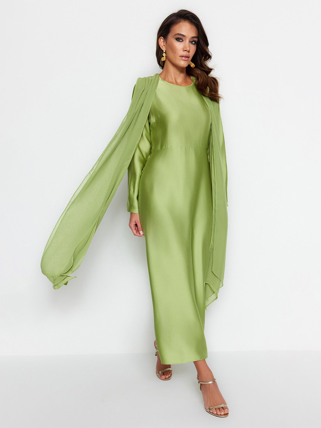 

Trendyol Round Neck Long Sleeves Maxi Dress, Green