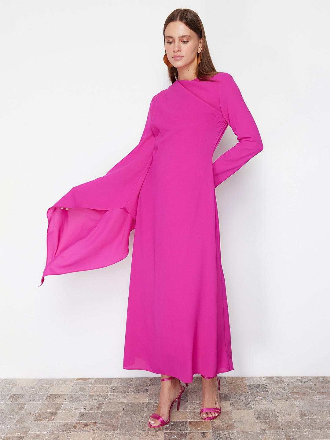 

Trendyol Round Neck Maxi Dress, Pink