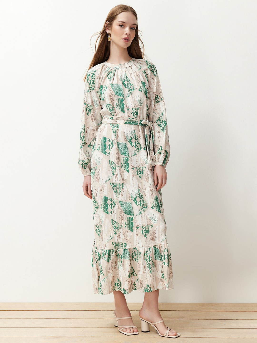 

Trendyol Round Neck Floral Print Puff Sleeve Fit & Flare Midi Dress, White