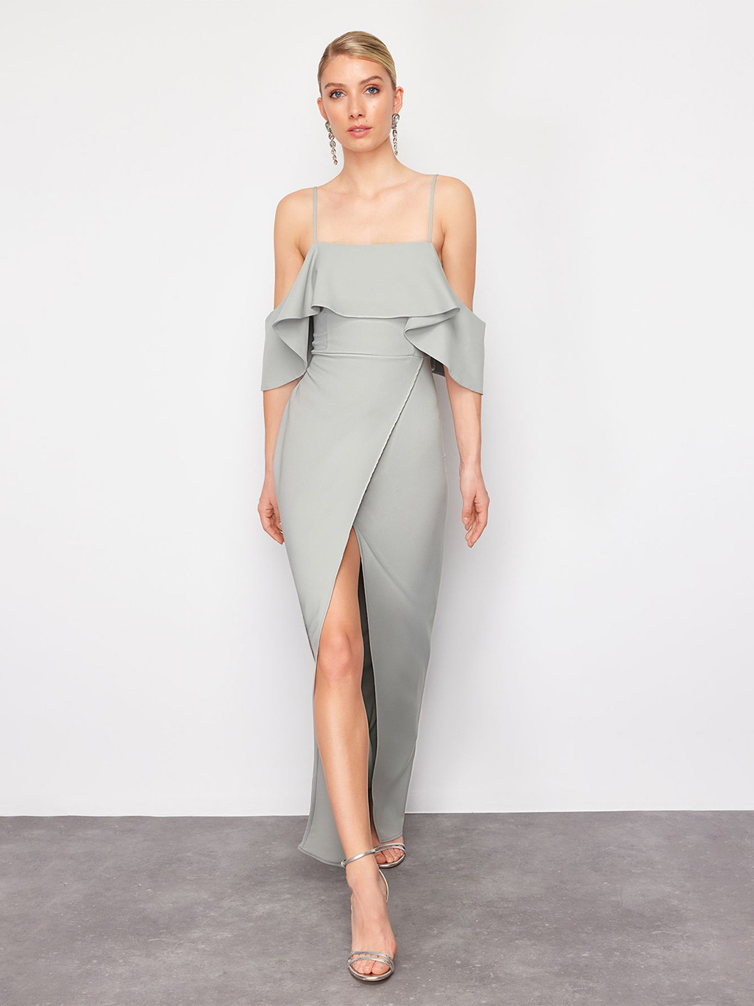

Trendyol Off-Shoulder Cold-Shoulder Maxi Dress, Grey