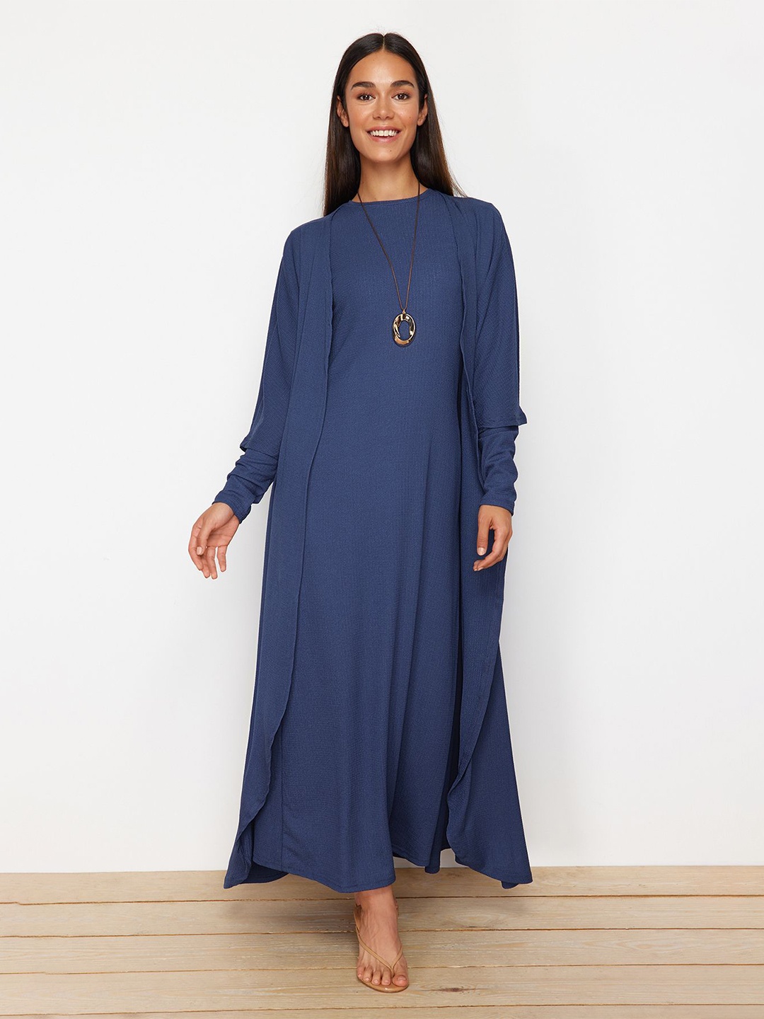 

Trendyol Round Neck Maxi Dress, Navy blue