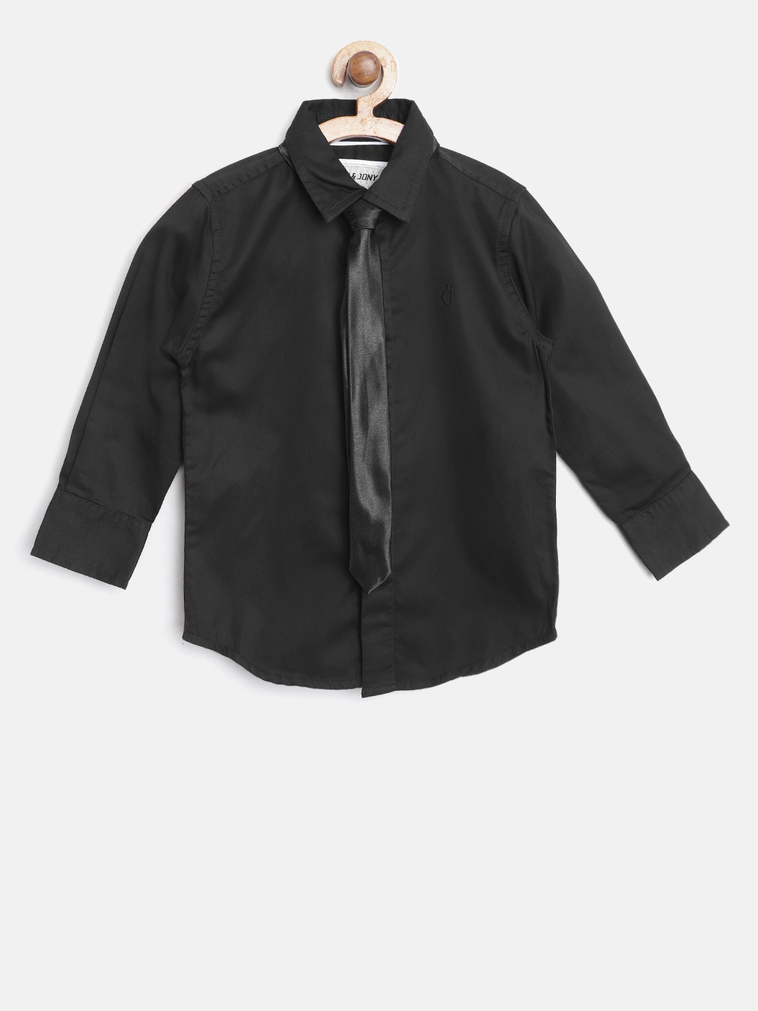 

Gini and Jony Boys Black Regular Fit Solid Casual Shirt with Tie