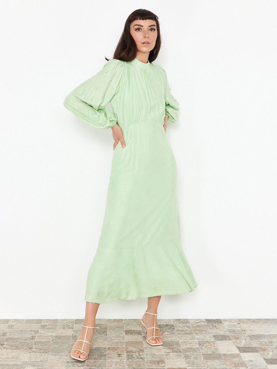 

Trendyol Round Neck Puff Sleeves A-Line Midi Dress, Green