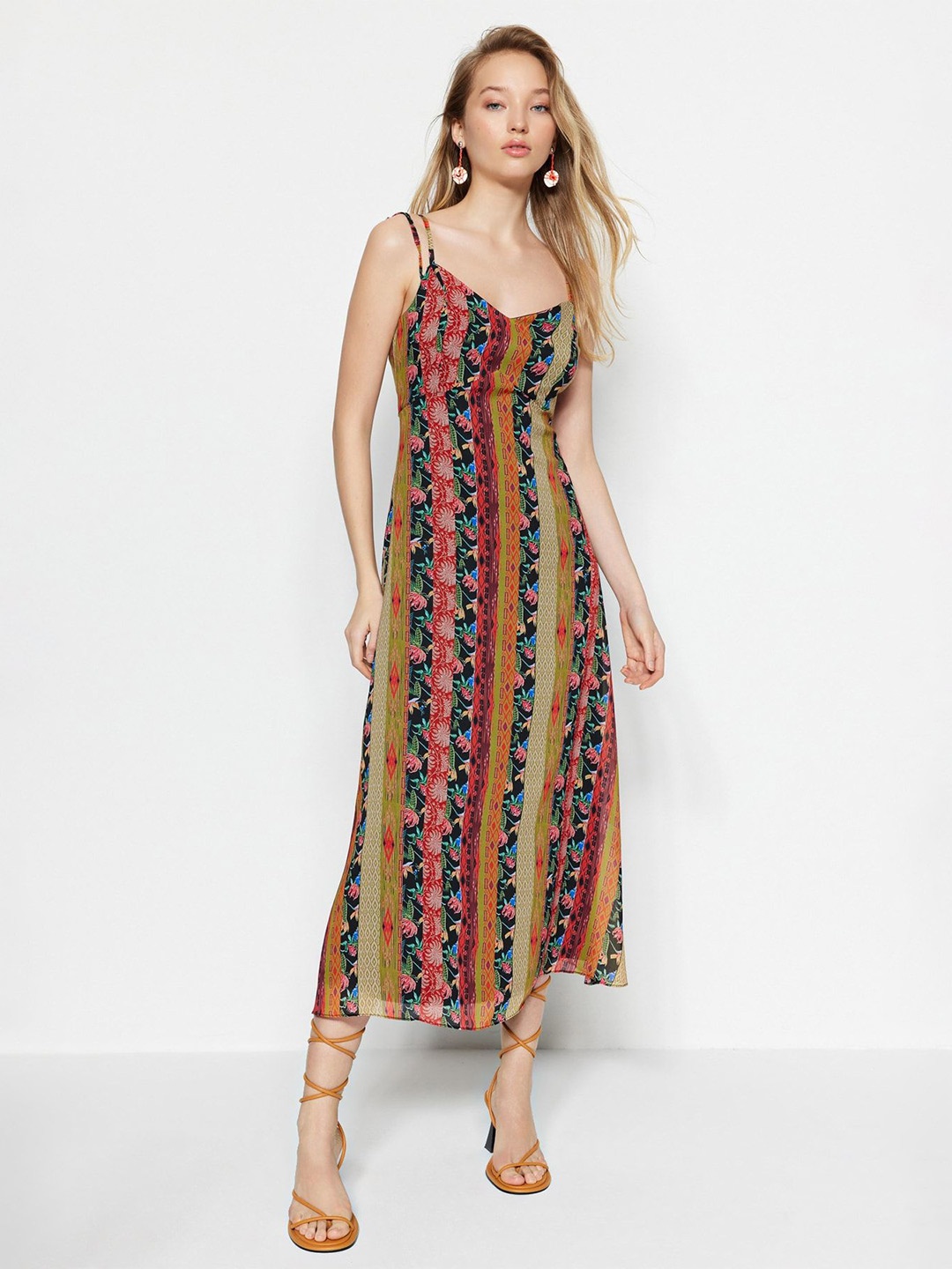 

Trendyol Tribal Printed Shoulder Straps A-Line Midi Dress, Pink