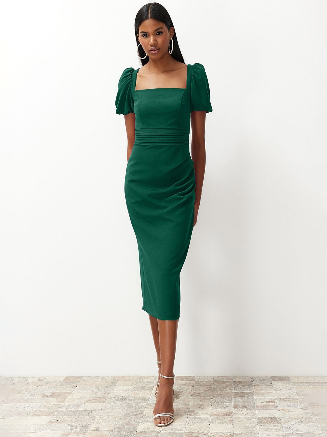 

Trendyol Square Neck Puff Sleeves Tie-Up Detail Bodycon Casual Midi Dress, Green