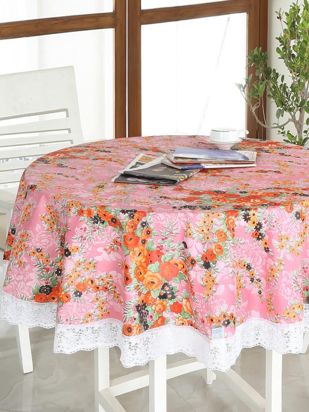 

Homerz Peach-Coloured Floral Round 4-Seater Table Cover