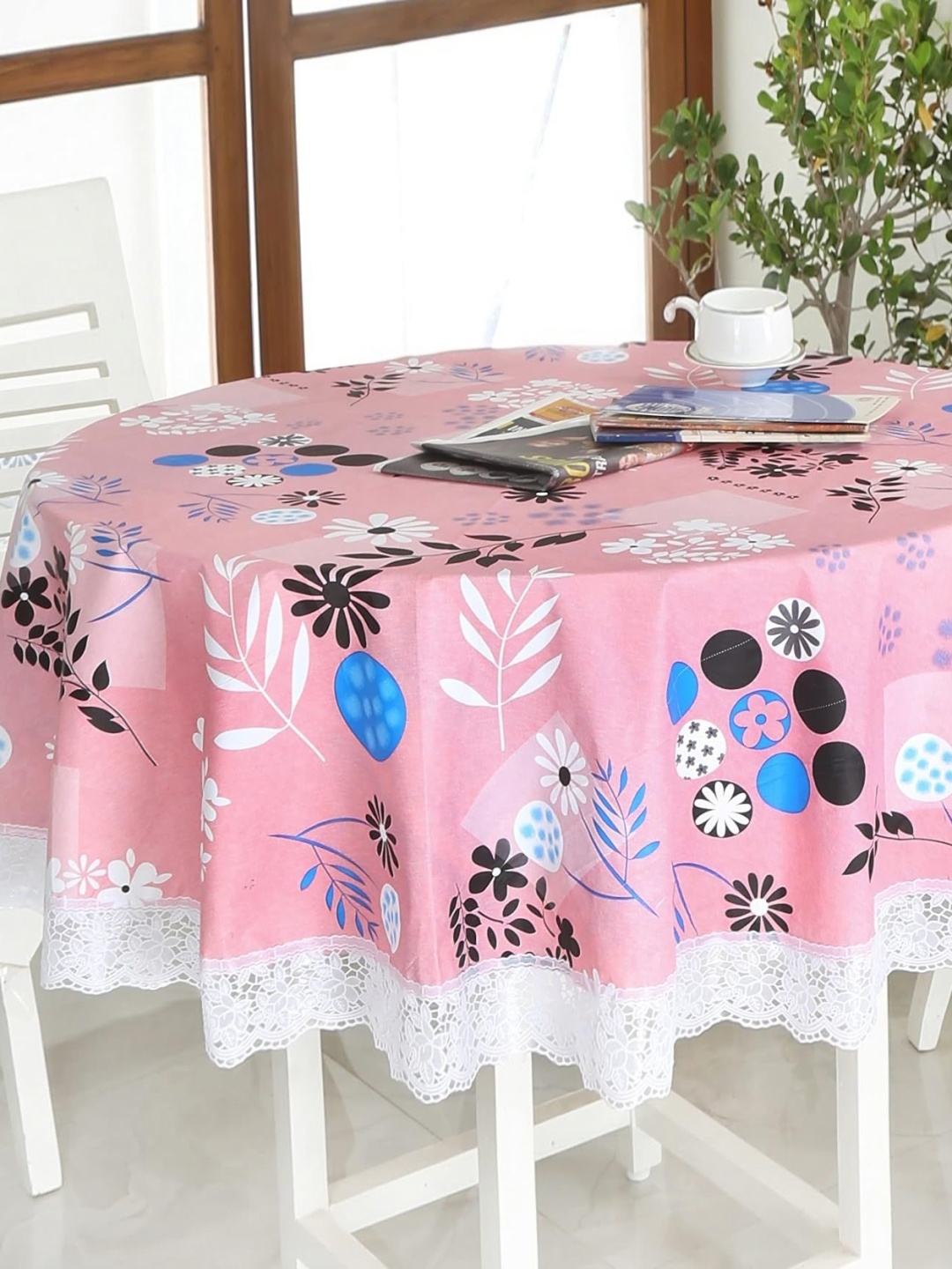 

Homerz Pink Floral Printed Round 4-Seater Table Cover