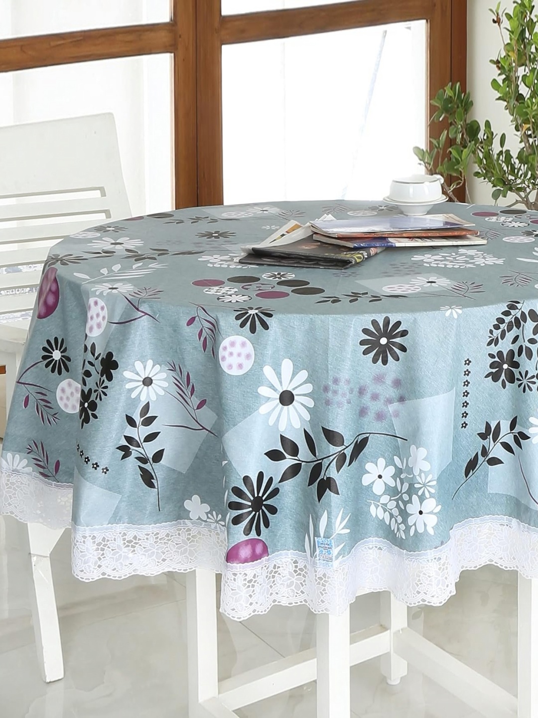 

Homerz Blue Floral Round 4-Seater Table Cover