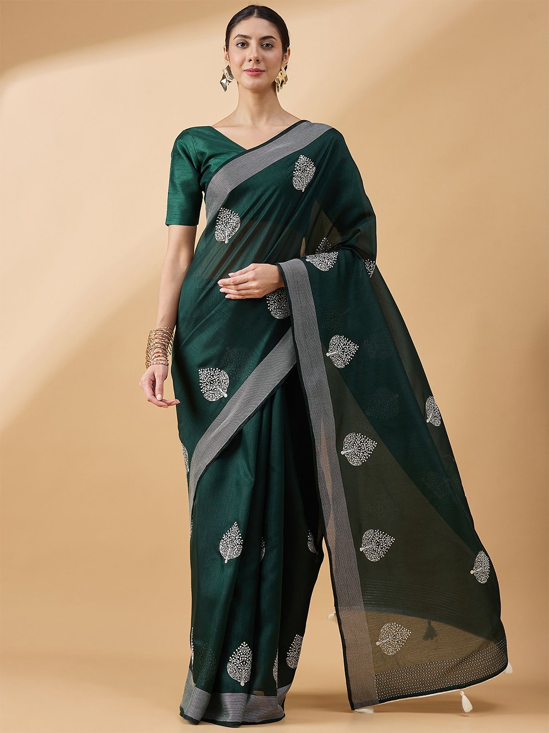 

all about you Floral Embroidered Saree, Green