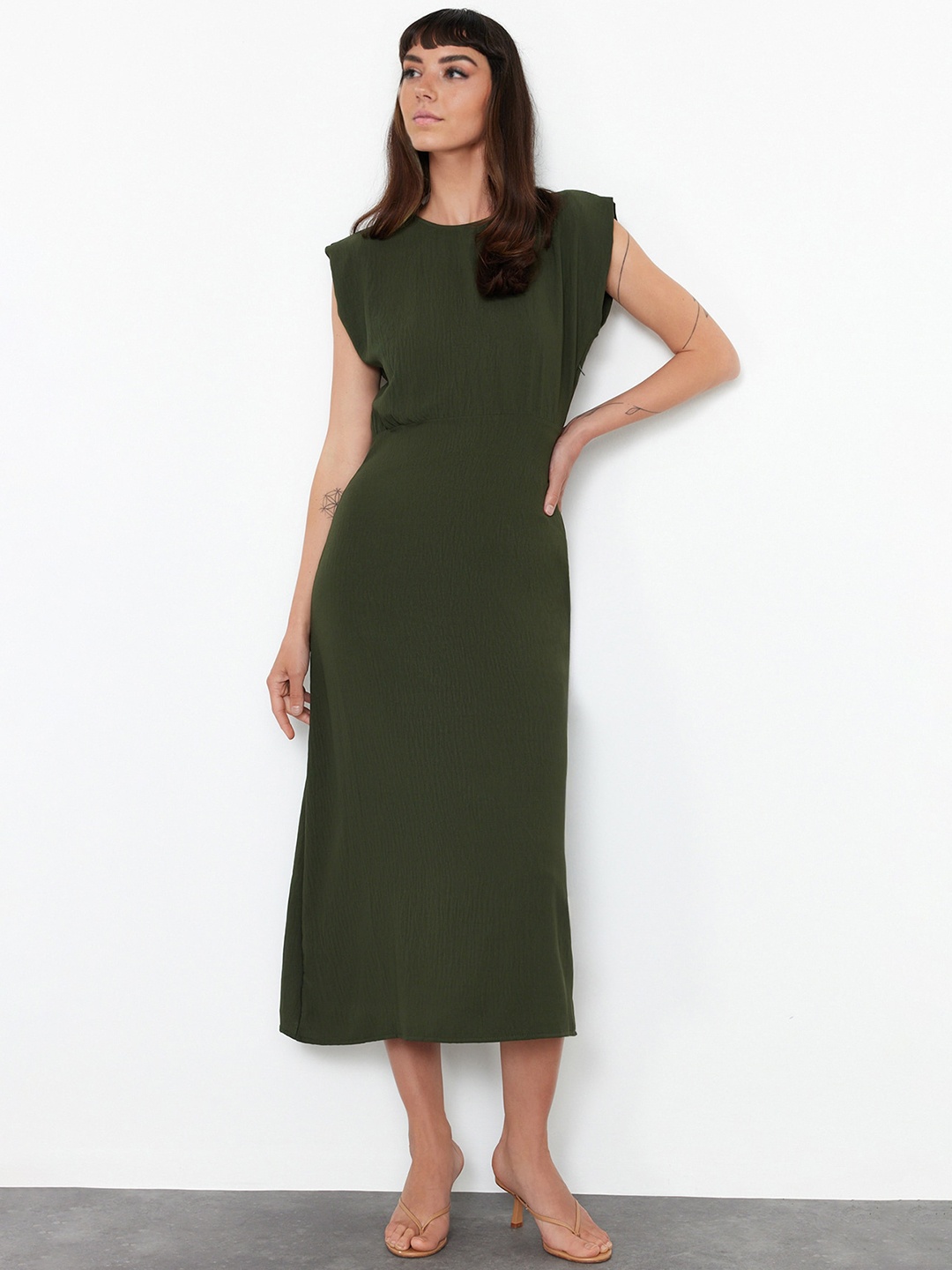 

Trendyol Round Neck Extended Sleeves A-Line Midi Dress, Green