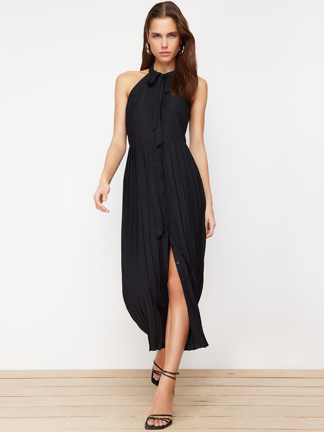 

Trendyol Halter Neck Maxi Dress, Black