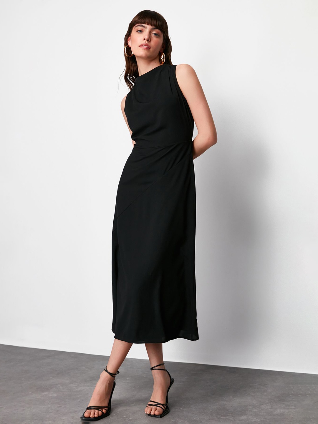 

Trendyol High Neck Sleeveless A-Line Midi Dress, Na