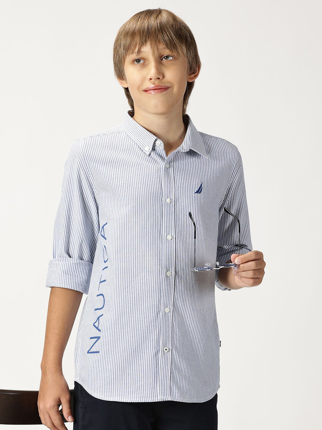

Nautica Boys Spread Collar Long Sleeves Premium Cotton Striped Casual Shirt, Blue