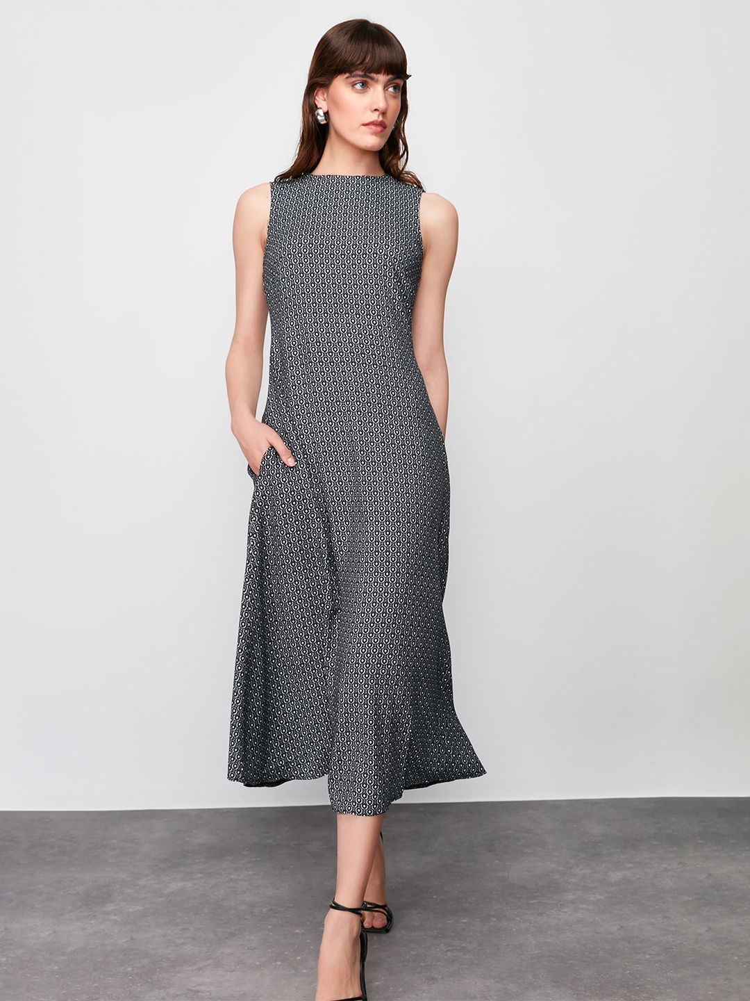

Trendyol Round Neck Printed A-Line Midi Dress, Black