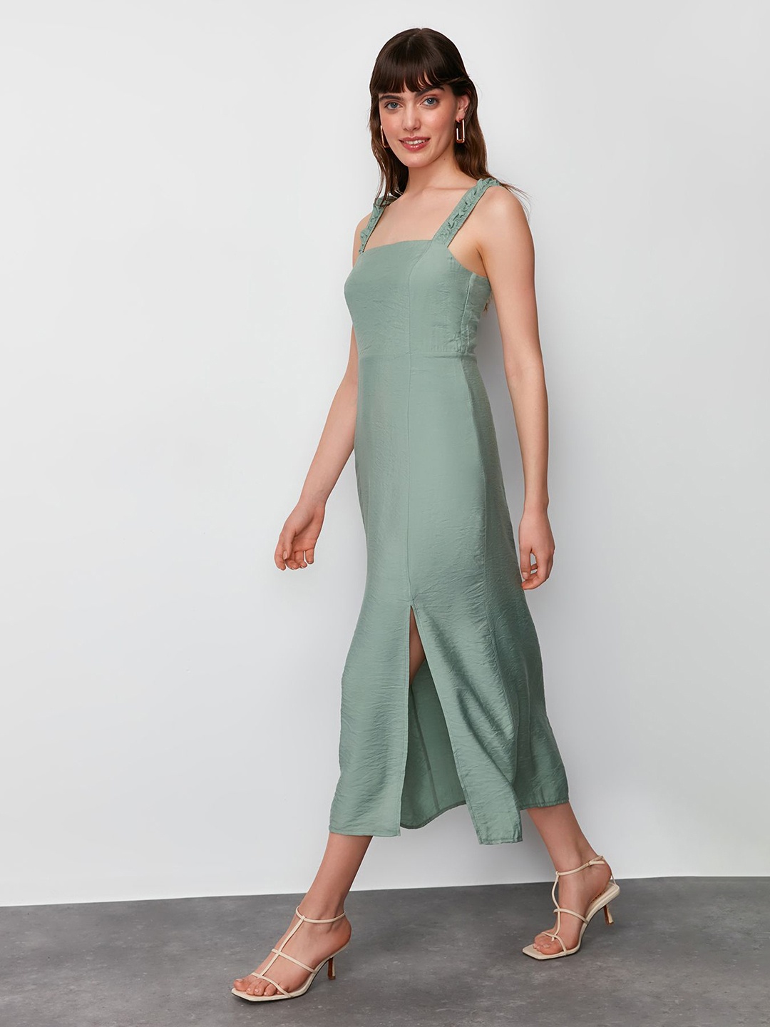 

Trendyol Shoulder Straps Maxi Midi Dress, Green