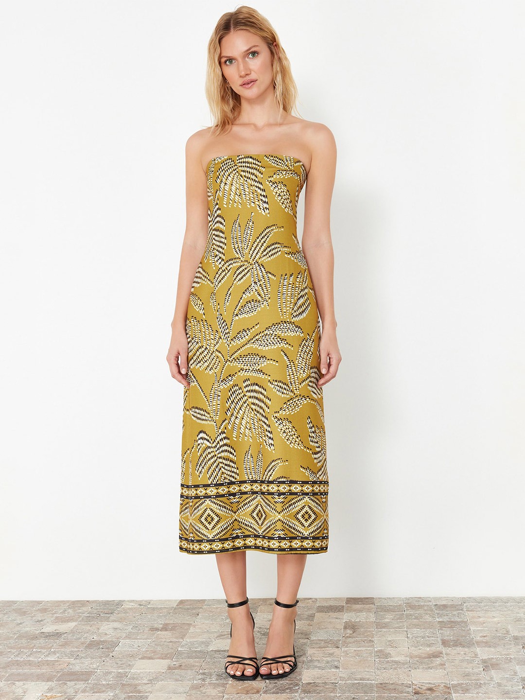 

Trendyol Women Tropical Printed Strapless Bodycon Casual Midi Dress, Yellow