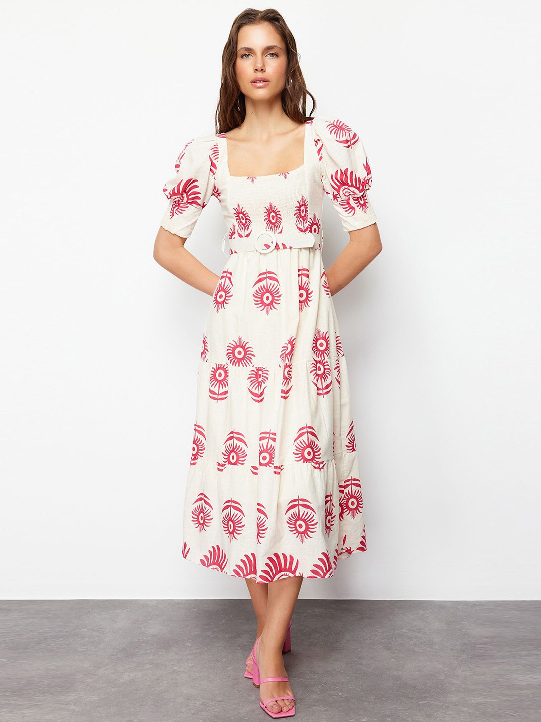 

Trendyol Floral Printed Square Neck Puff Sleeves A-Line Midi Dress, White