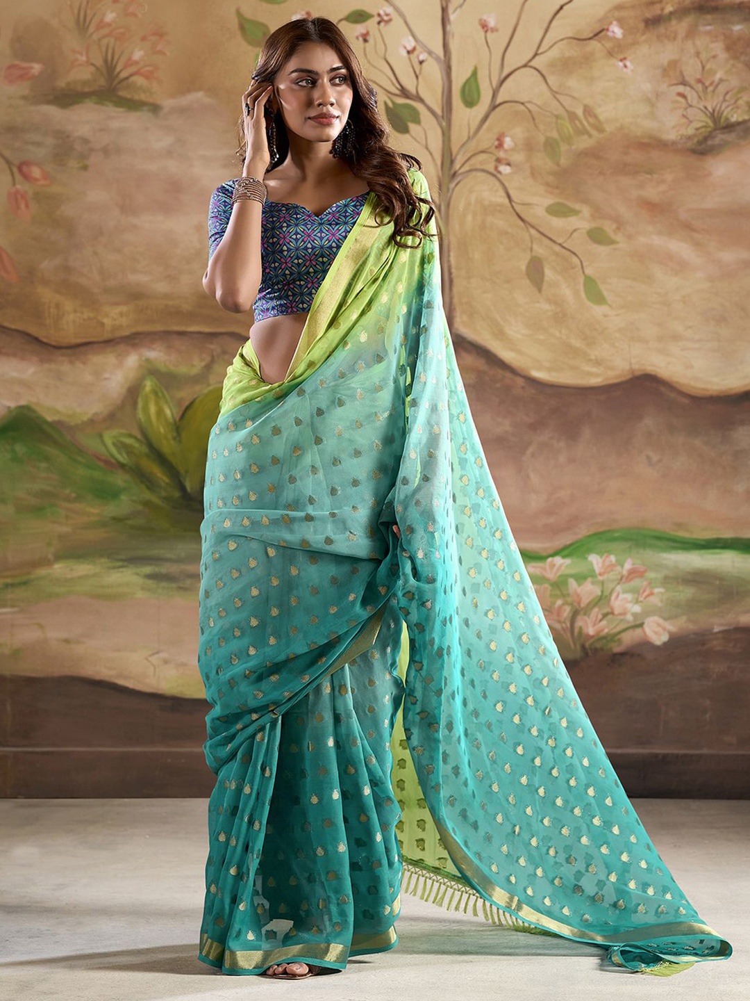 

Mitera Woven Design Zari Banarasi Saree, Turquoise blue