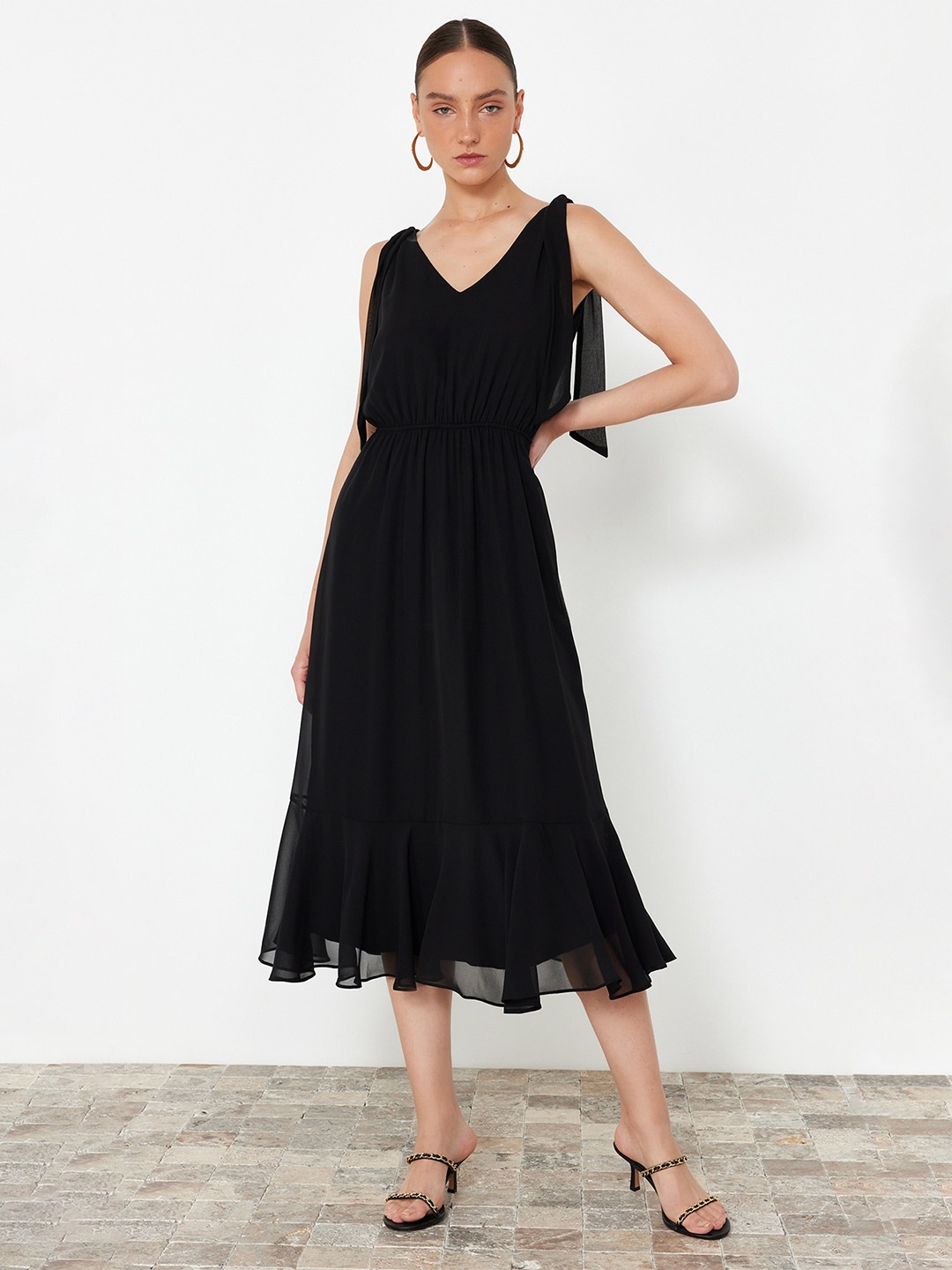 

Trendyol Shoulder Straps Fit & Flare Midi Dress, Black
