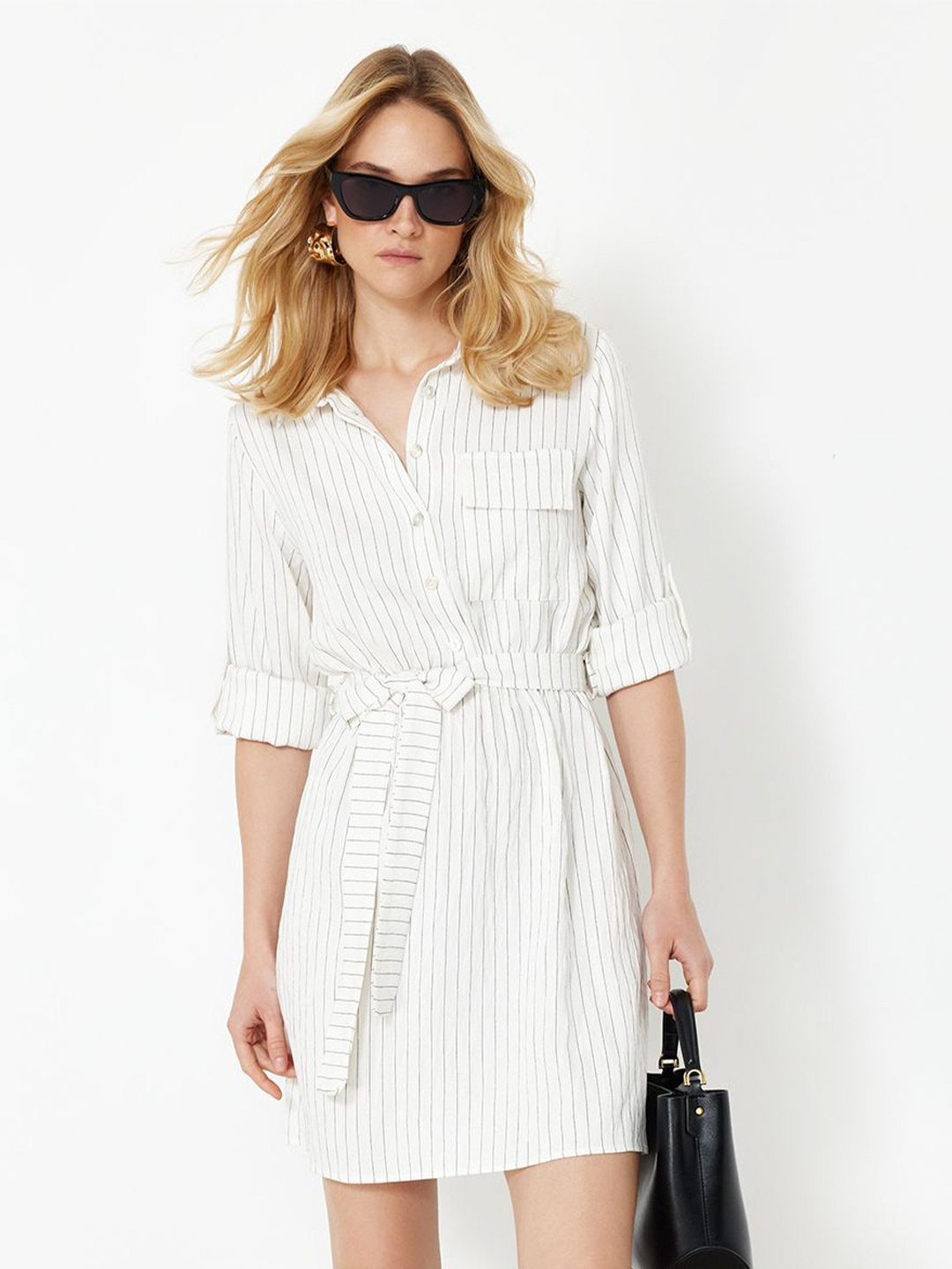 

Trendyol Striped Shirt Collar Roll-Up Sleeves Shirt Dress, White