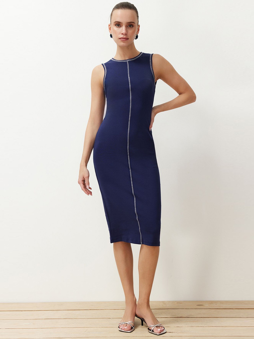 

Trendyol Round Neck Bodycon Dress, Blue