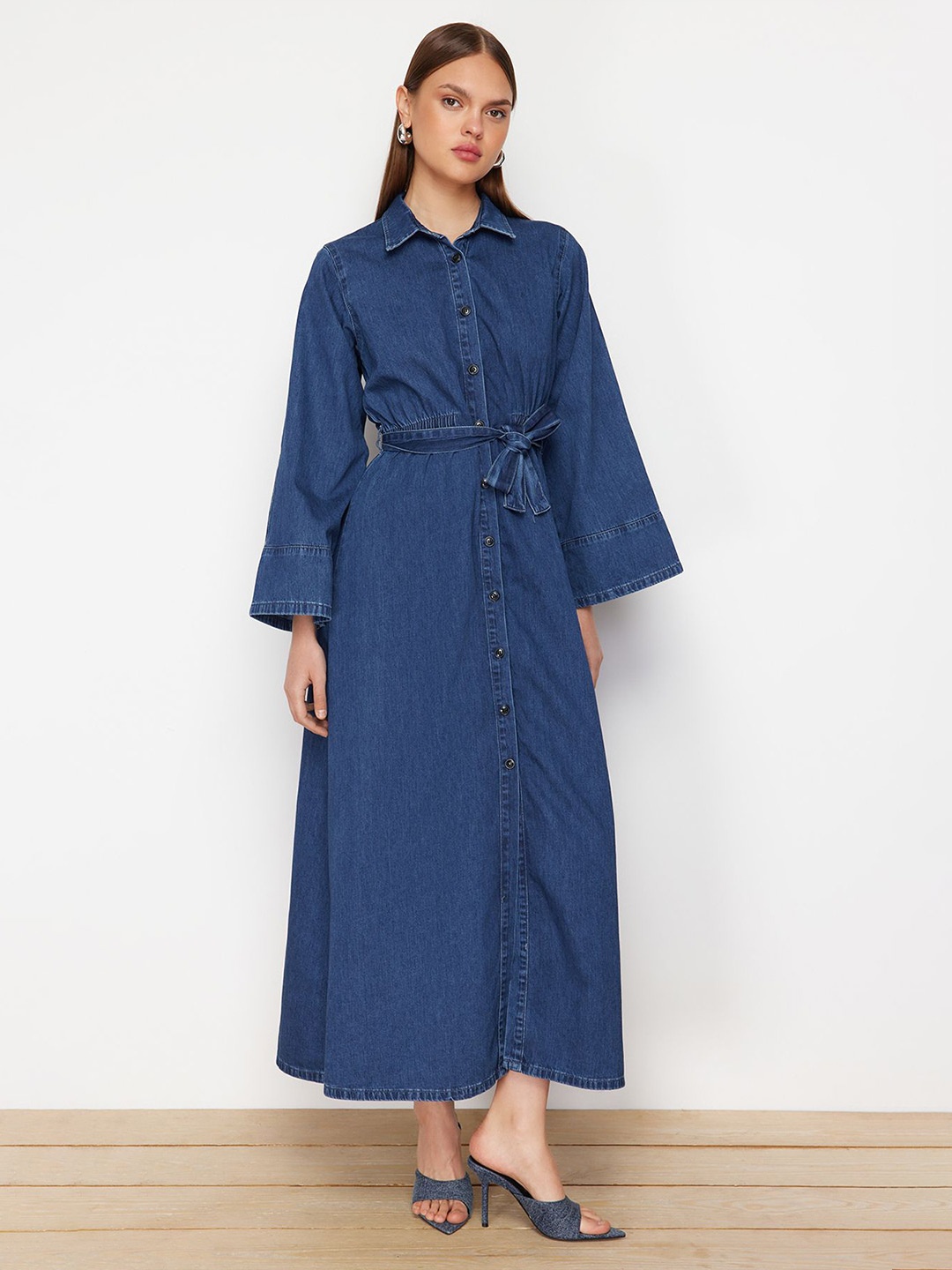 

Trendyol Bell Sleeves Pure Cotton Shirt Maxi Dress, Blue