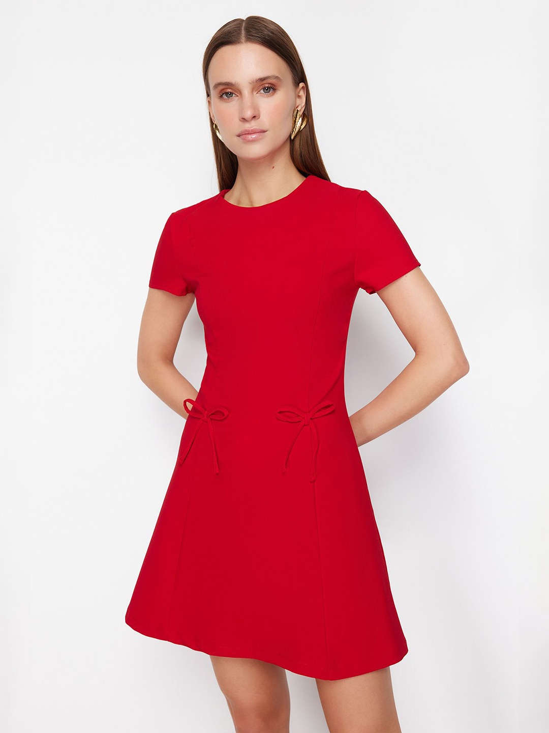 

Trendyol Solid Round Neck Short Sleeves Fit & Flare Dress, Red