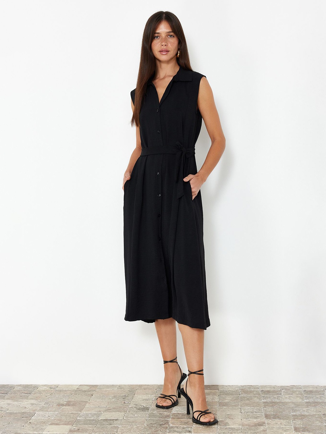 

Trendyol Shirt Collar Sleeveless A-Line Midi Dress, Black