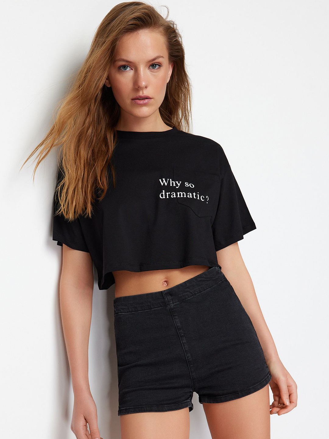 

Trendyol Women Mid-Rise Denim Shorts, Black