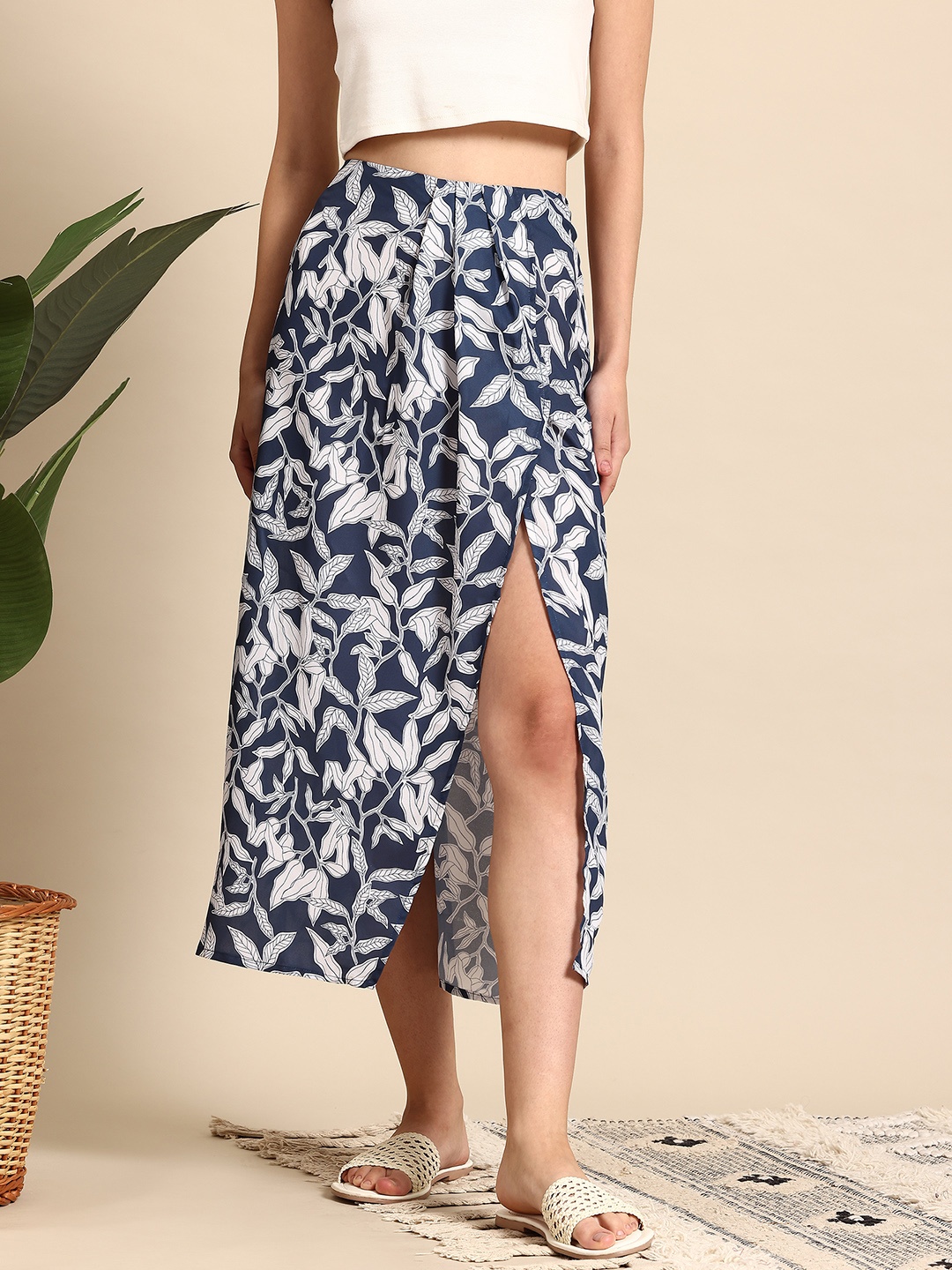 

Mast & Harbour High Front Slit Floral Printed Pleated Wrap Skirt, Blue