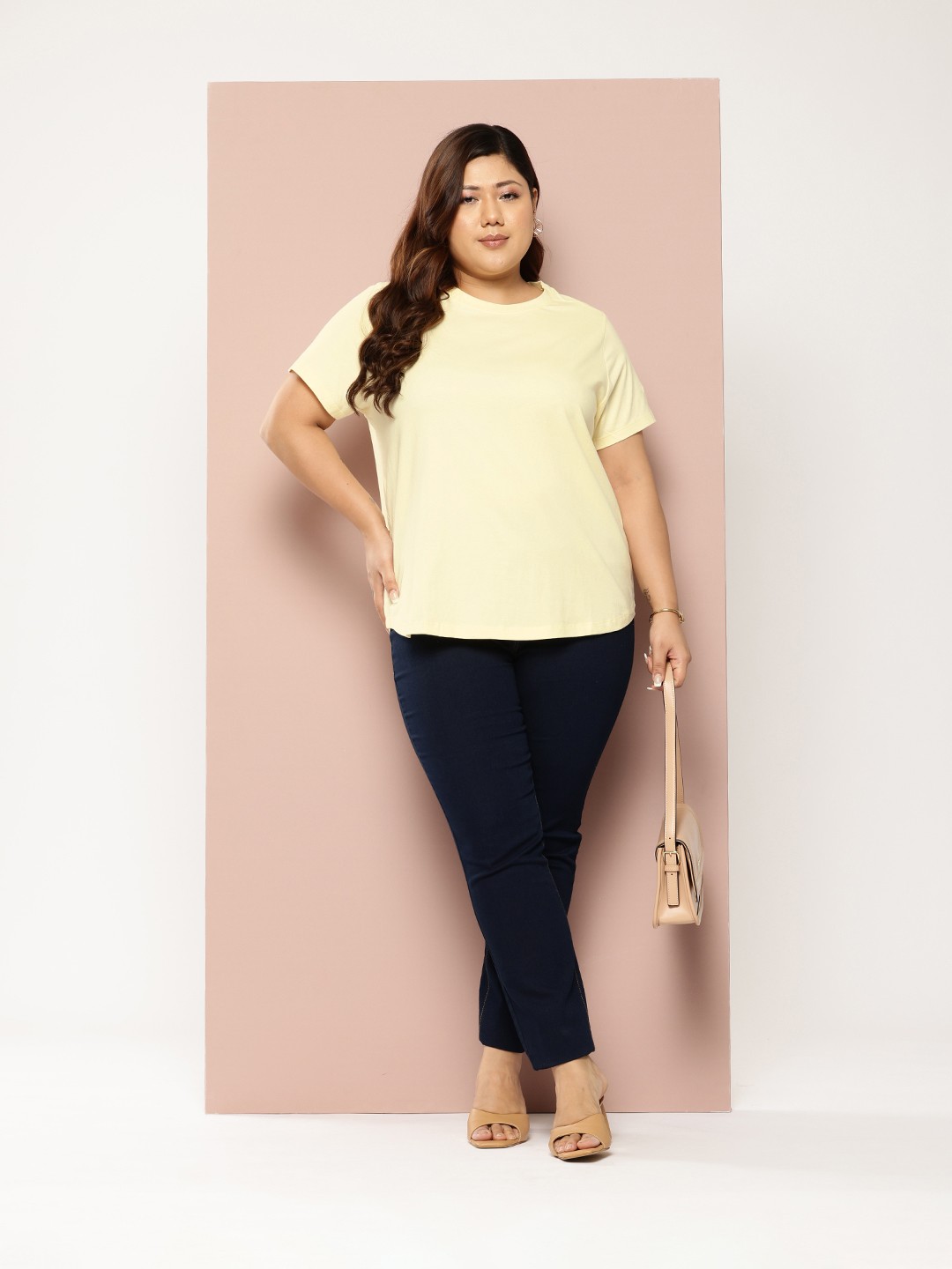 

Sztori Plus-Size Pure Cotton T-shirt, Yellow