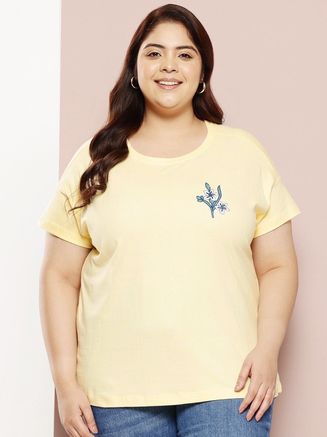 

Sztori Plus Size Floral Printed Pure Cotton T-shirt, Yellow