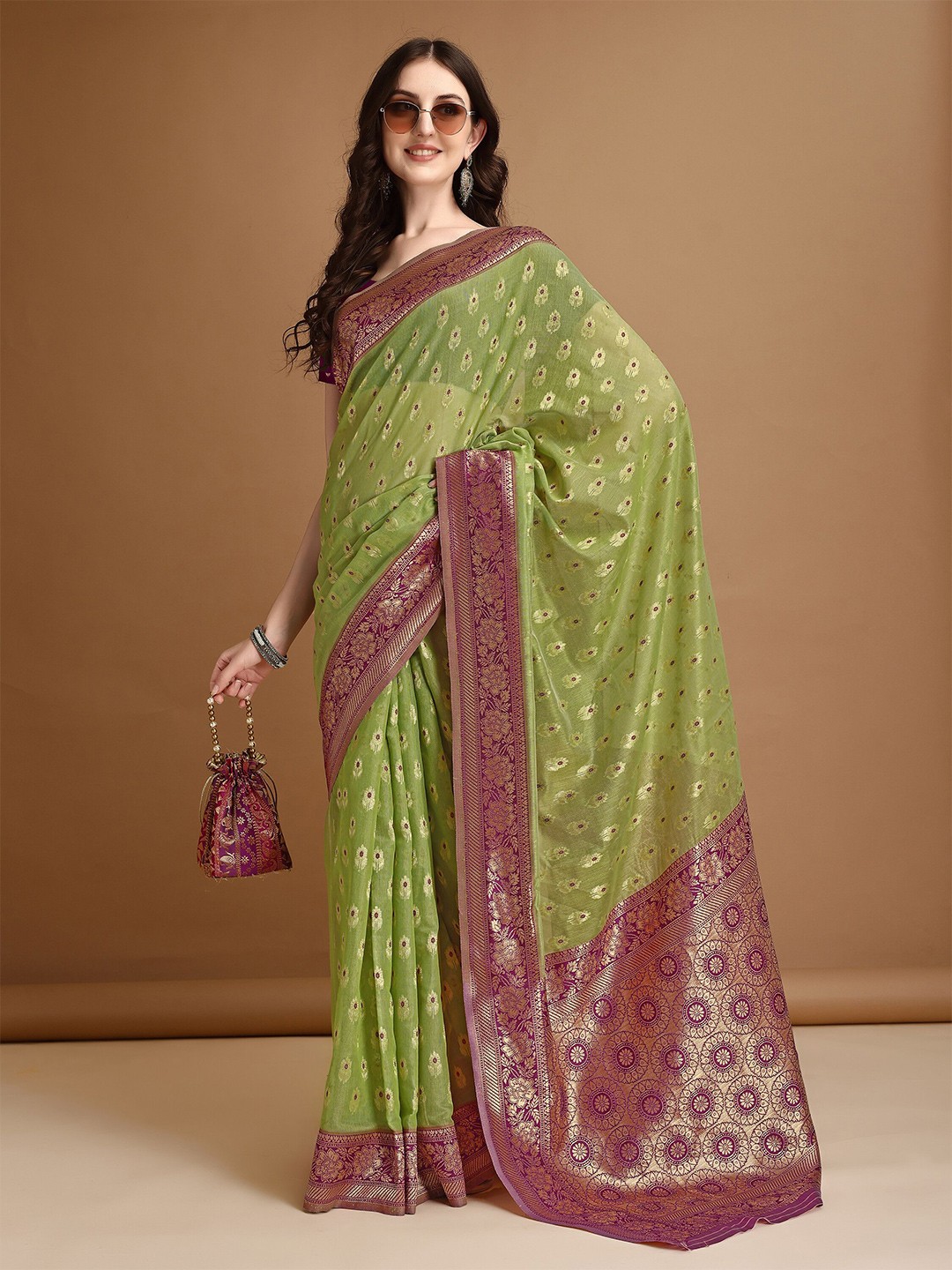 

KAZIA Floral Zari Jamdani Saree, Green
