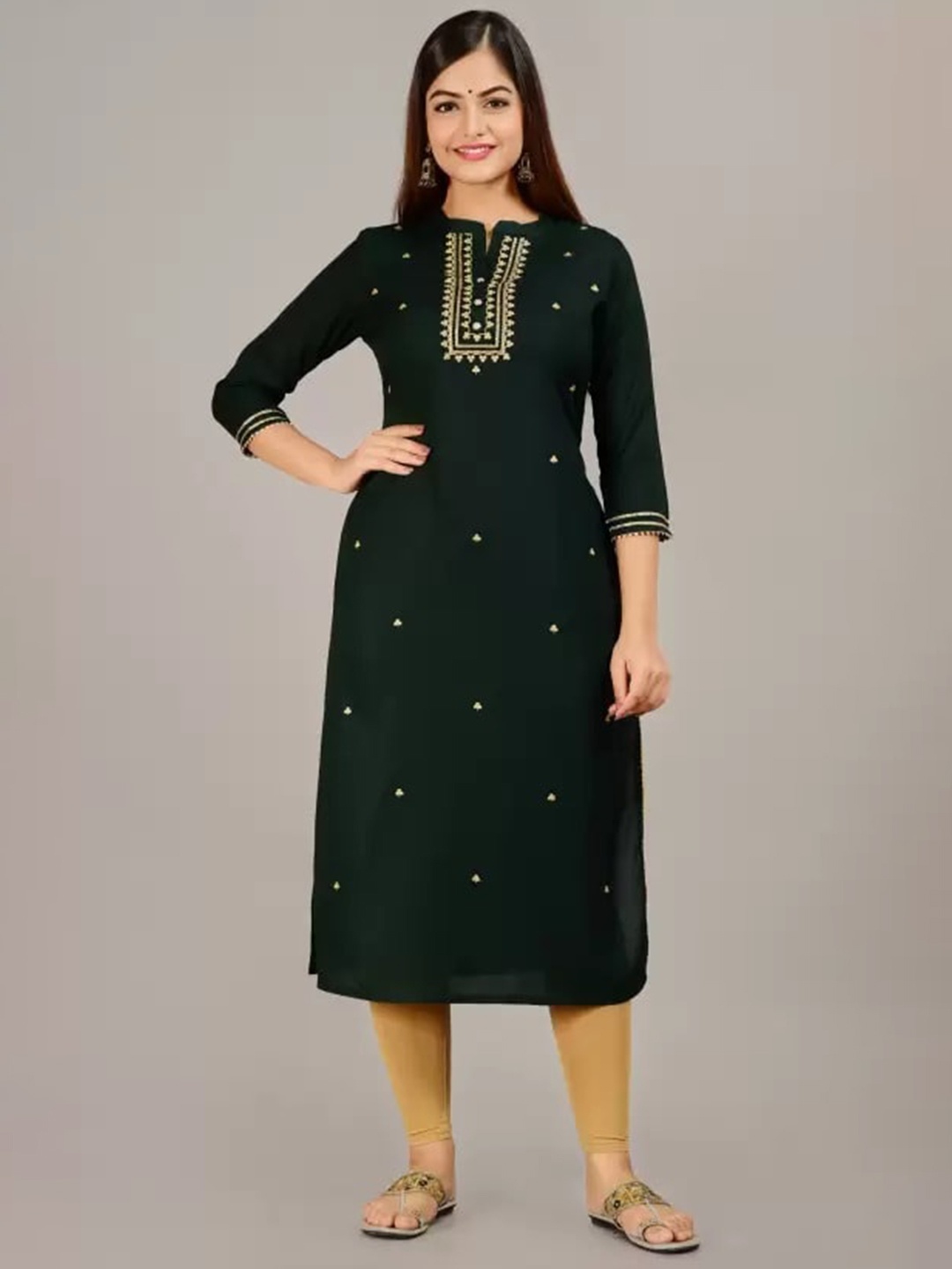 

MF Hayat Floral Embroidered Straight Kurta, Green