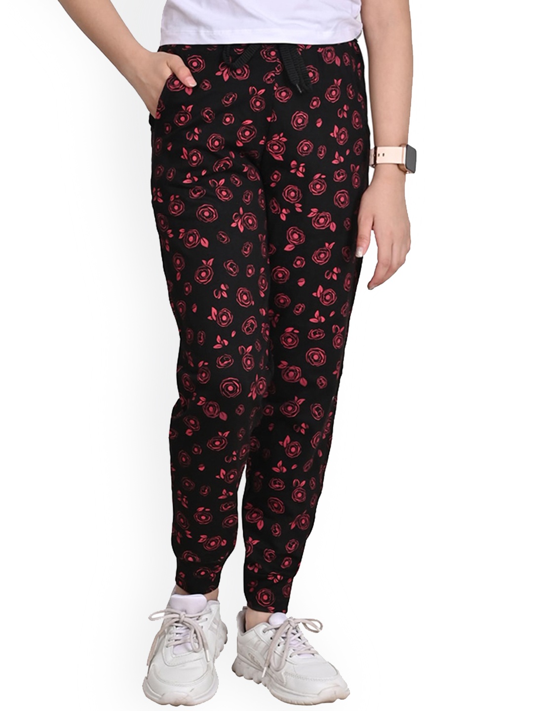 

BAESD Girls Floral Printed Mid-Rise Pure Cotton Joggers, Black